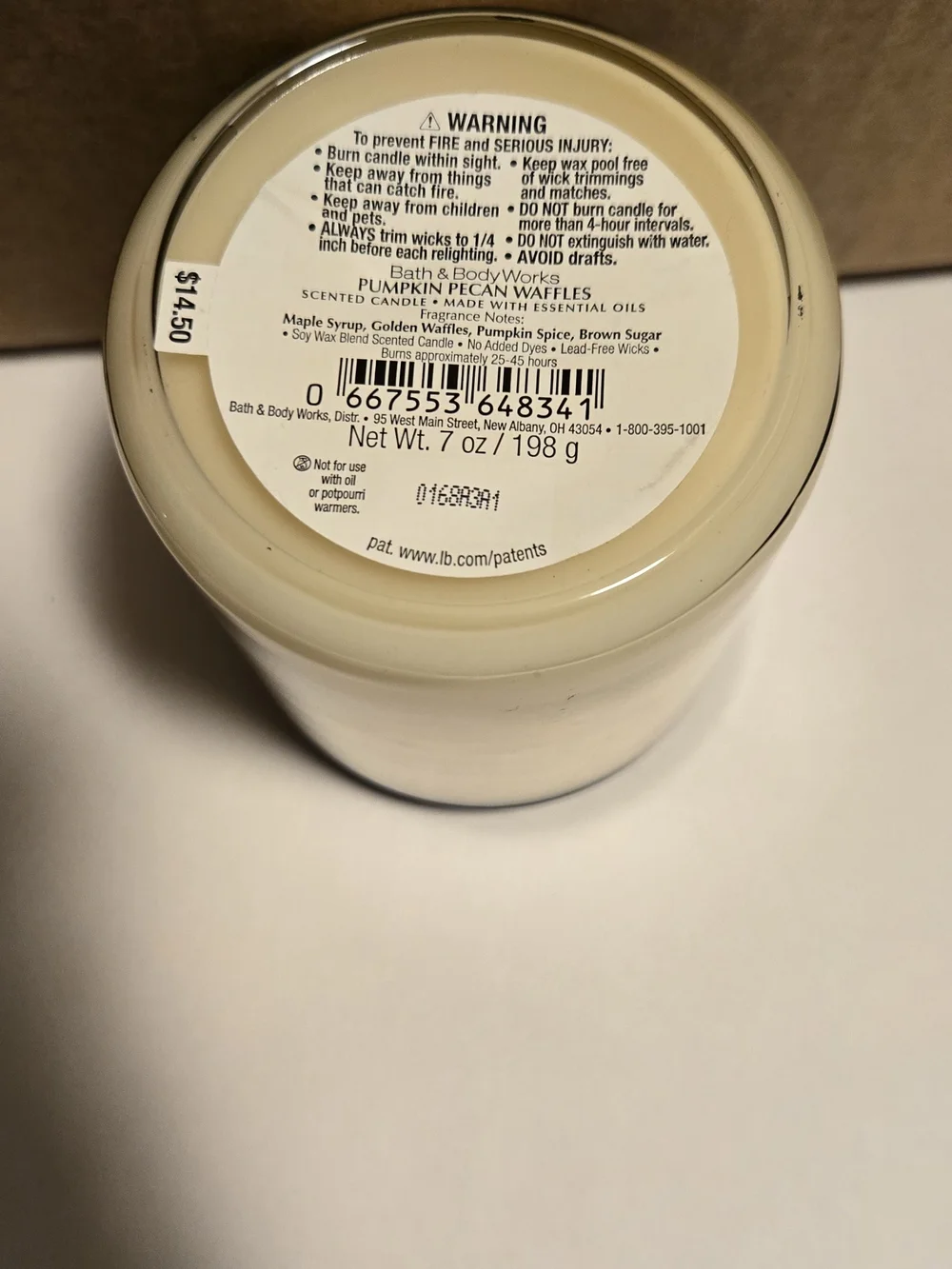 Bath & Body Works Pumpkin Pecan Waffles Candle - Black & Gold Label